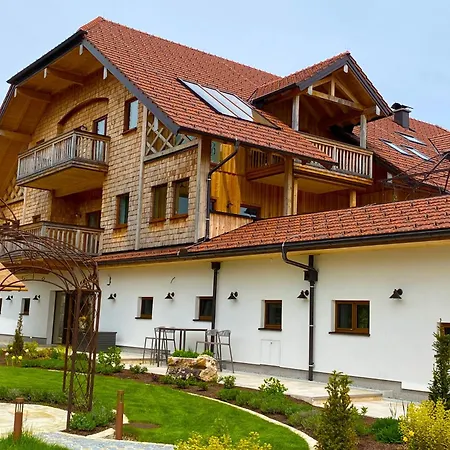 Rosenhof Salzburger Seenland Apartman Straßwalchen