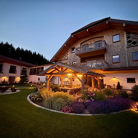 Rosenhof Salzburger Seenland *