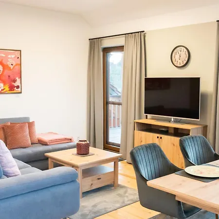 Rosenhof Salzburger Seenland Apartment